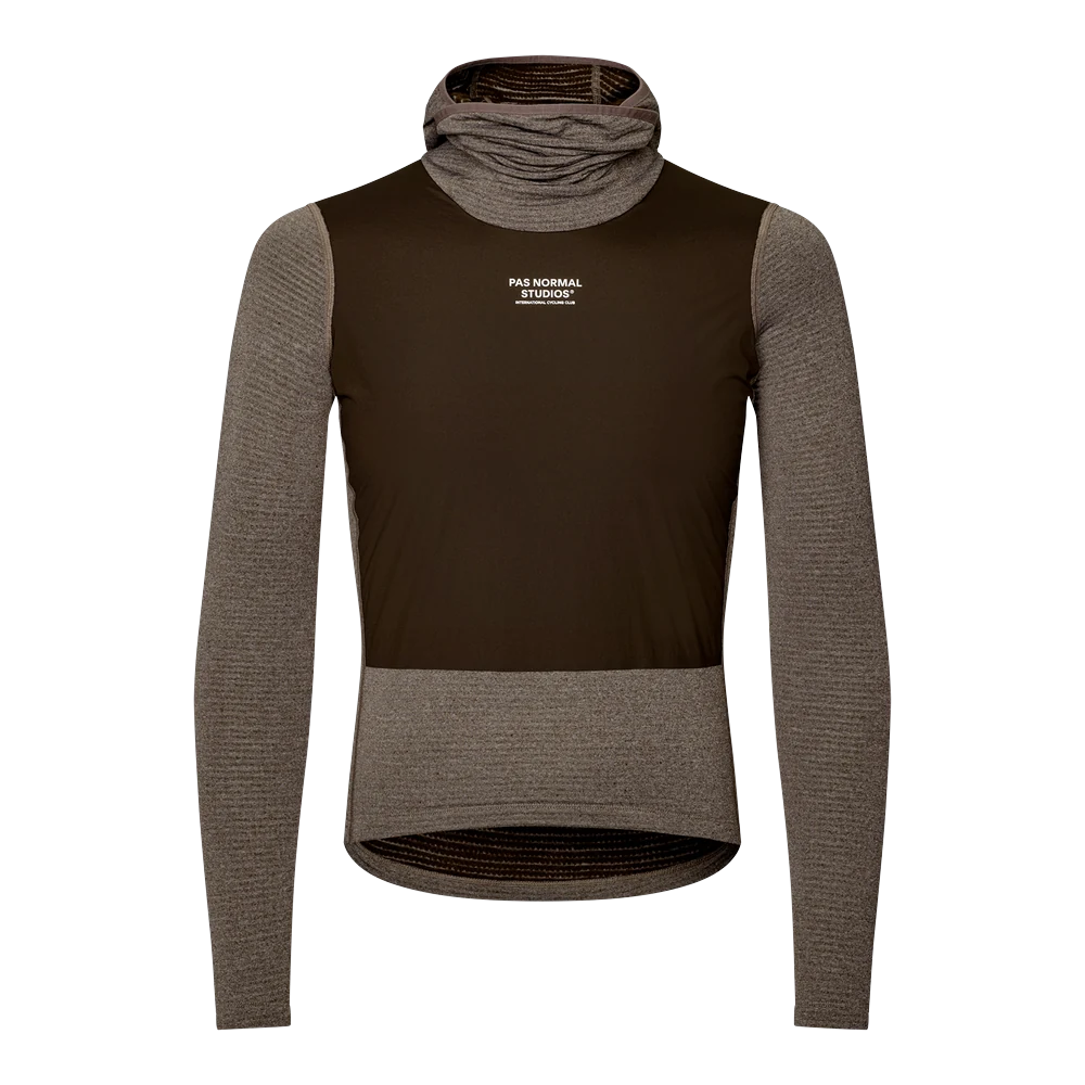 pns-thermal-hooded-windproof-baselayer-dark-coffee-2 Pas Normal Studios Thermal Hooded Windproof Baselayer Herr - Bild 1